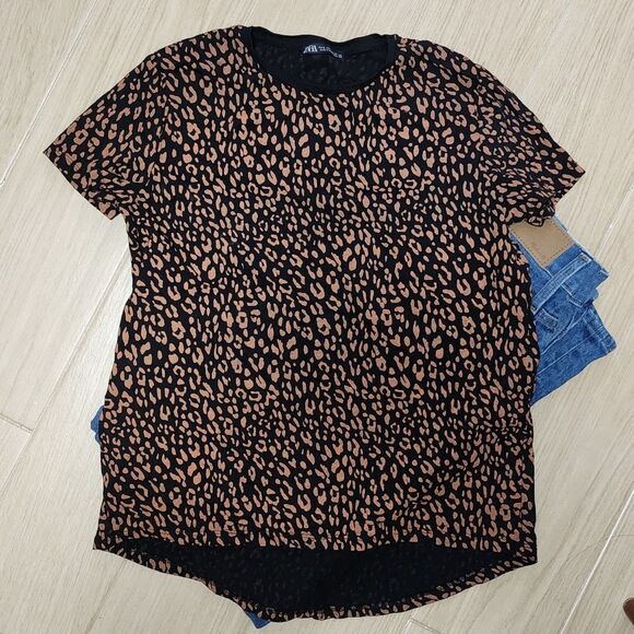 Zara Leopard Print Crewneck Tee - Picture 1 of 4